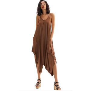 Chic Romper with Pockets